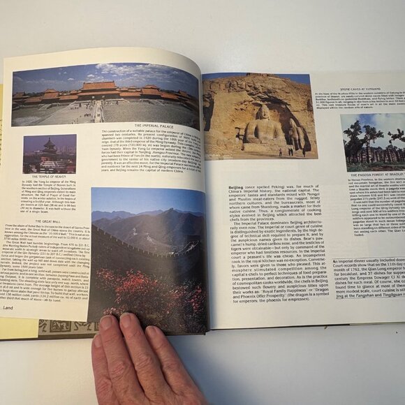 Chinese Cuisine From The Master Chefs Of China HCDJ Culinary Cookbook 1983 VTG - Picture 9 of 12